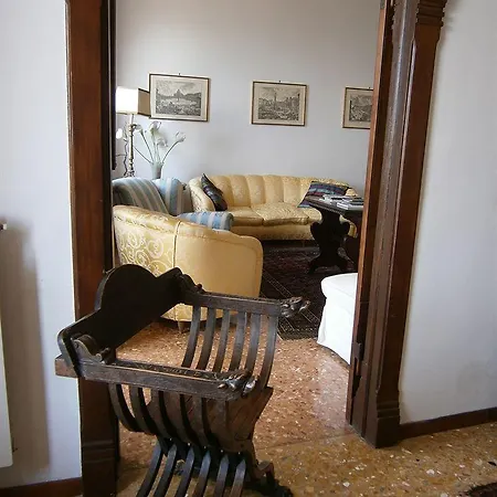Al Tramonto Dorato Bed and Breakfast